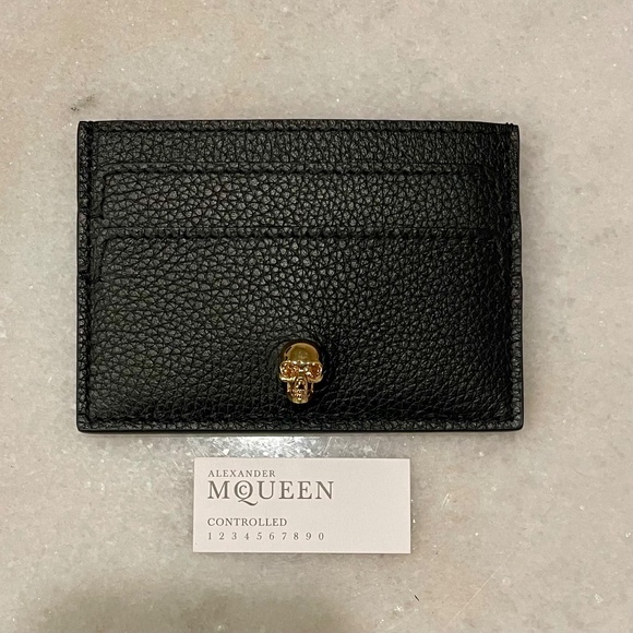 New Alexander McQueen Skull Card Holder Black - Picture 6 of 6